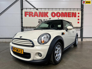 Mini Mini 1.6 One + NAP | Dealer Onderhouden | Airco | Cruise | 6-bak