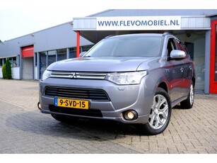 Mitsubishi Outlander 2.0 PHEV Instyle Aut. Pano1e