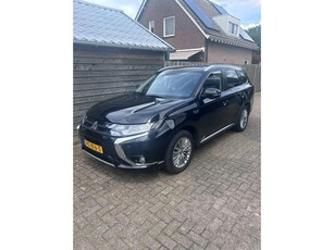 Mitsubishi Outlander 2.0 PHEV instyle, Dealer onderh