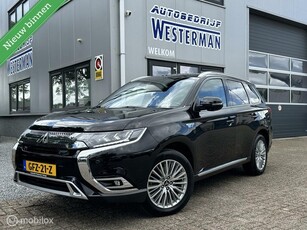 Mitsubishi Outlander 2.4 PHEV Intense+ Leer Camera