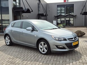 Opel Astra 1.4 Turbo Design Edition 2013