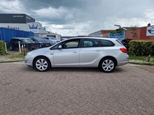 Opel Astra Sports Tourer 1.4 Cosmo/NAVI/CRUISE/AIRCO!!!