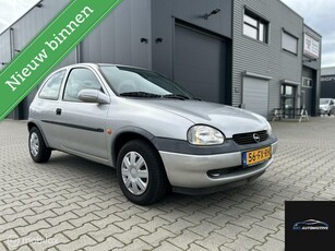 Opel Corsa 1.2i Strada AUTOMAAT APK 05-2025