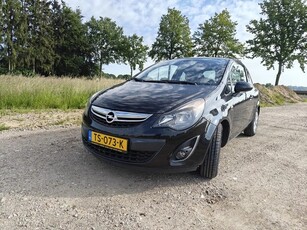 Opel Corsa 1.4-16V (bj 2014)