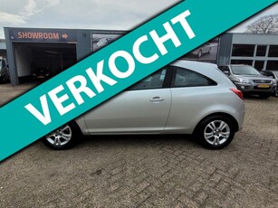 Opel Corsa 1.4-16V Cosmo 3-deurs - Airco - Cruise - Navi -