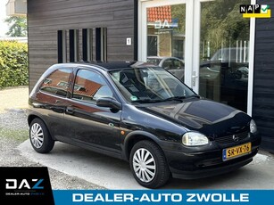 Opel Corsa 1.4i Strada Automaat! 103.000KM NAP (bj 1998)