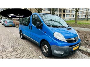 Opel Vivaro Combi 2.5 CDTI 9P (bj 2010)