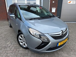 Opel Zafira Tourer 1.4 Cosmo / Navi / PDC / Cruise / NAP