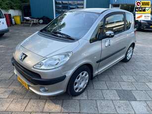 Peugeot 1007 1.6-16V Gentry automaat