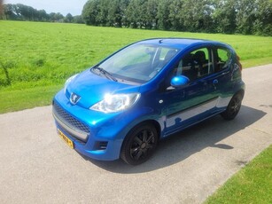 Peugeot 107 1.0-12V Urban Move Airco