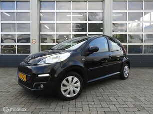 Peugeot 107 1.0 5 drs Airco