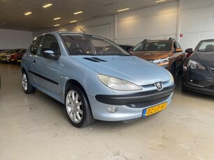 Peugeot 206 1.4 Gentry 82000 km