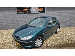 Peugeot 206 1.4 Pop' Art **AUTOMAAT-AIRCO-5DRS**