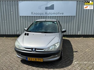 Peugeot 206 1.4 X-line 5deurs Apk 18-02-2025