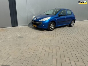 Peugeot 206 + 1.4 XS