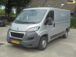 Peugeot Boxer 330 2.2 HDI L2H1 Première