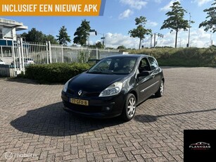 Renault Clio 1.2-16V Special Line