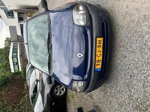 Renault Clio 1.2 (bj 2000)