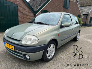 Renault Clio 1.4-16V Si