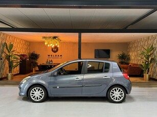 Renault Clio 1.6-16V Dynamique Luxe 5 Deurs Nieuw Apk