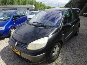 Renault Scénic 2.0-16V Privilège Luxe