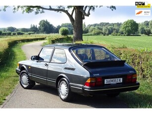 Saab 900 2.0i