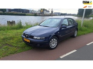 Seat Leon 1.6-16V Signo