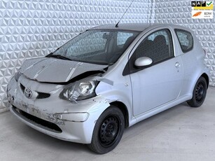 Toyota Aygo 1.0-12V + 74.000km *SCHADE* (2008)