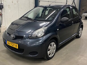 Toyota Aygo 1.0-12V Now5 DeursAirco