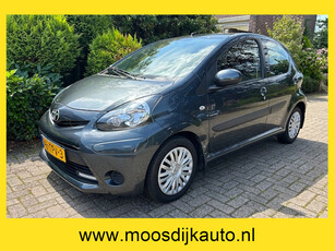 Toyota Aygo 1.0 VVT-i Aspiration Automaat/ Airco/ Orig NL Auto/ 5 Drs/ met NAP/ Nw APK. Verkoop alleen op afspraak 06-53226433