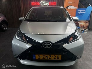 Toyota Aygo 1.0 VVT-i x-play/Automaat/Carplay/Airco