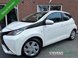 Toyota Aygo 1.0 VVT-i x-play VERKOCHT! CAMERA / AIRCO /