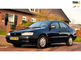 Toyota Carina E 1.6 XLi MET AIRCO, TREKHAAK ZEER MOOI UNIEK