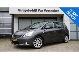 Toyota Verso 1.8 147pk VVT-i Aspiration 7-Zits Pano.Dak