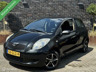 Toyota Yaris 1.0 VVTi + Apk (08-07-2025) *INRUIL MOGELIJK*