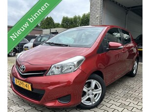 Toyota Yaris 1.3 VVT-i Dynamic / Navi / 5DRS / Airco / N.A.P