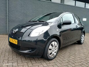 Toyota Yaris 1.3 VVTi Airco/Dealer onderhouden/Apk 07-'25