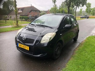 Toyota YARIS (bj 2008)