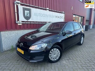 Volkswagen Golf 1.2 TSI Trendline // 5- DRS // Navi //