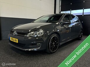 Volkswagen Golf 1.4 TSI 140 PK / GR SCHERM / LMV ZWART /