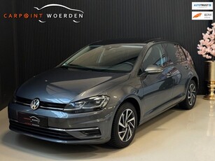 Volkswagen Golf 1.5 TSI DSG Highline PANO DYNAUDIO