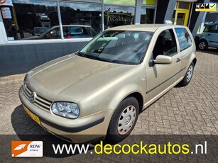 Volkswagen Golf 1.6-16V/TREKHAAK