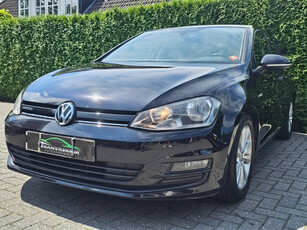 Volkswagen Golf 1.6 TDI Highline BlueMotion