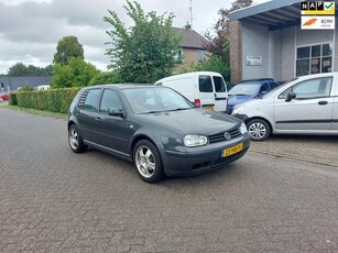 Volkswagen Golf 2.0 Trendline