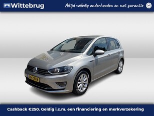 Volkswagen Golf Sportsvan 1.4 TSI Launch / TREKHAAK/ PARK.