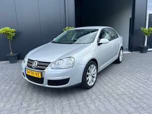 Volkswagen Jetta 1.6 Trendline