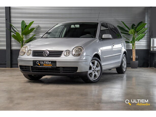 Volkswagen Polo 1.4-16V | AUTOMAAT*AIRCO*TREKHAAK