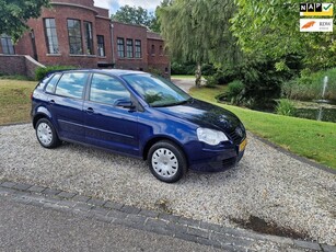 Volkswagen Polo 1.4-16V Sportline AIRCO 5-deurs