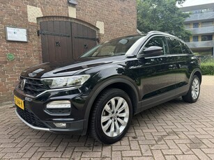 Volkswagen T-Roc 1.0 TSI Style Navi/Clima/PDC/LMV/Trekhaak