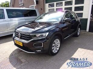 Volkswagen T-Roc 1.5 TSI Sport (bj 2021, automaat)